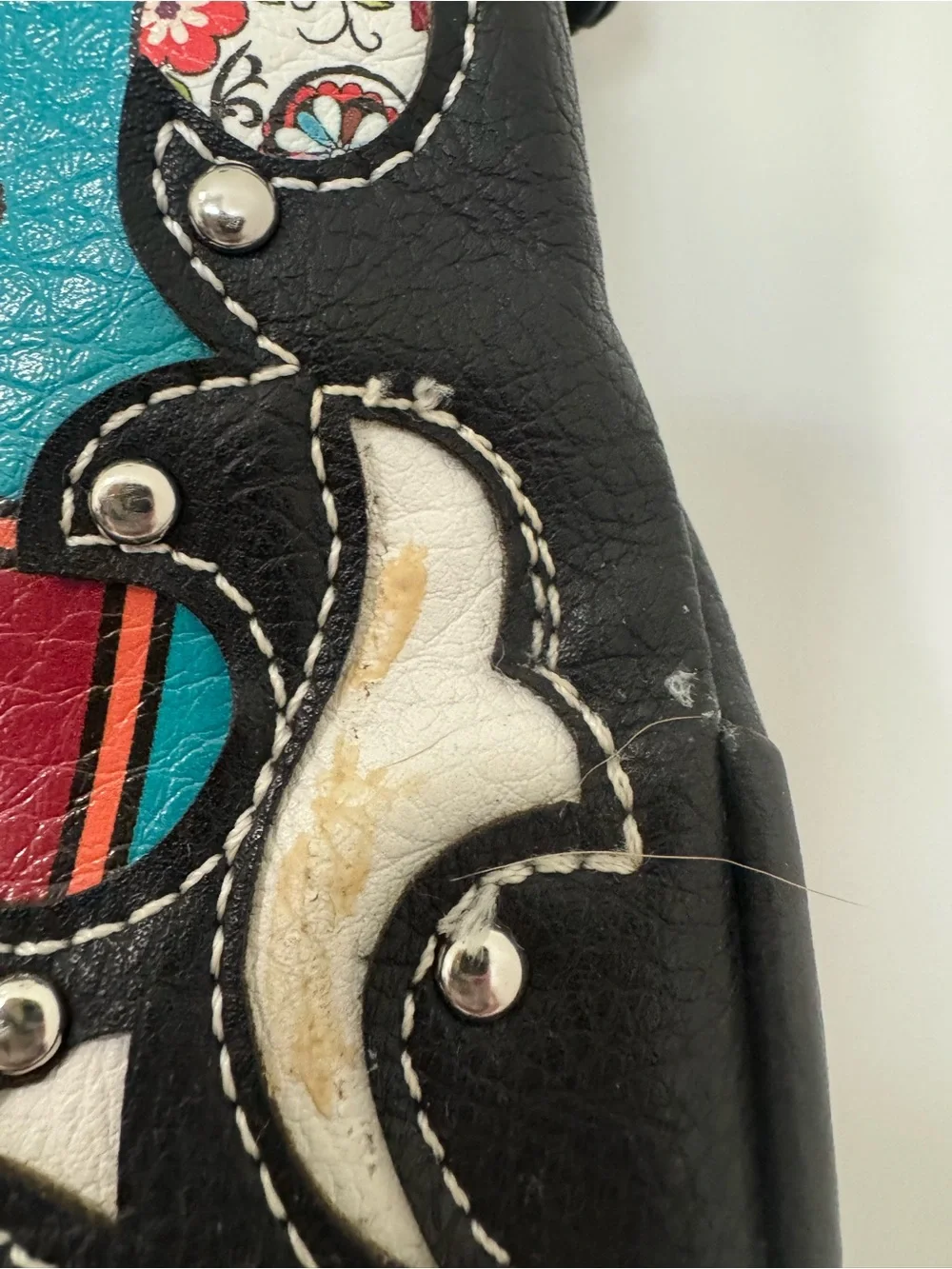 Sugar Skull turquoise cross body purse, lots of hidden Storage room and pockets